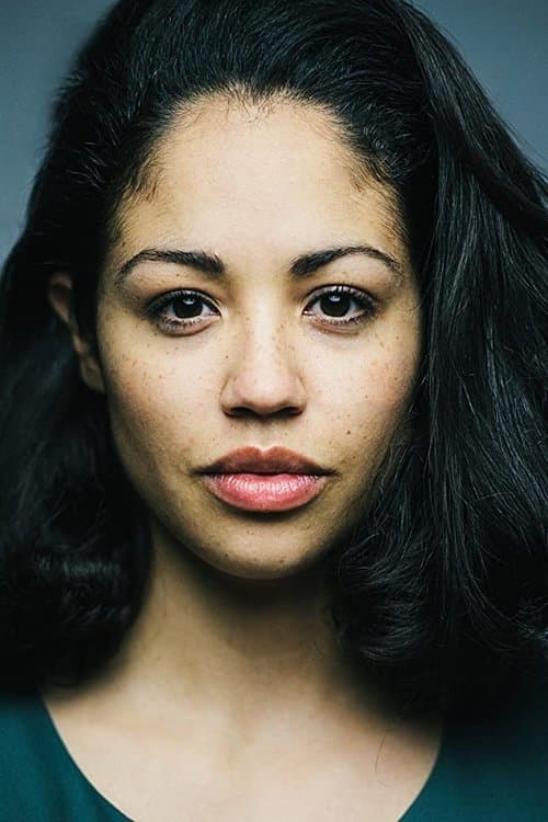 Riann Steele photo