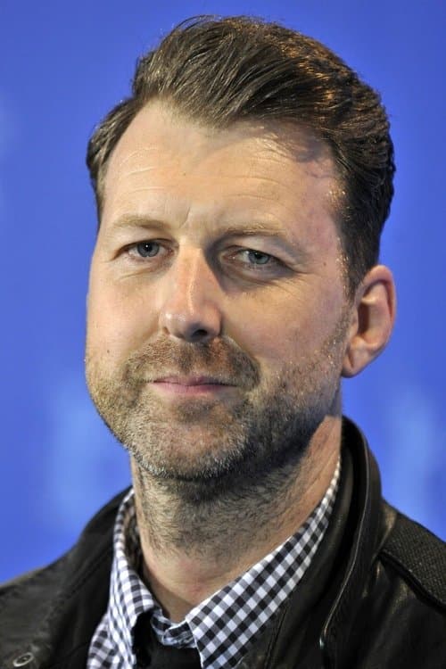 A portrait of Richard Laxton