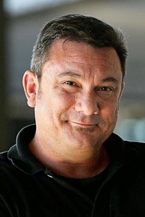 A portrait of Rob Gibbs