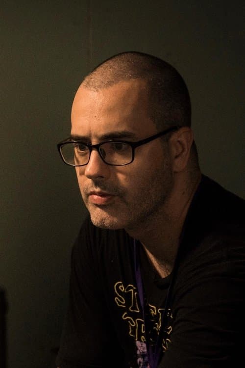A portrait of Rob Jabbaz
