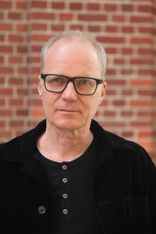 A portrait of Robert Bramkamp