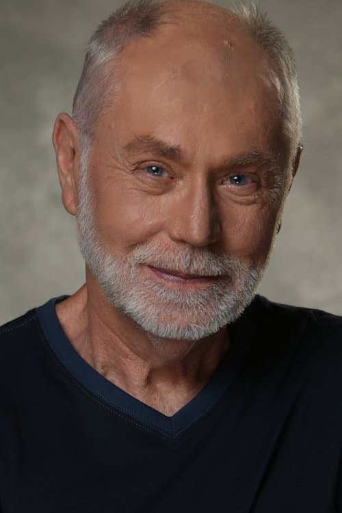 Robert David Hall photo