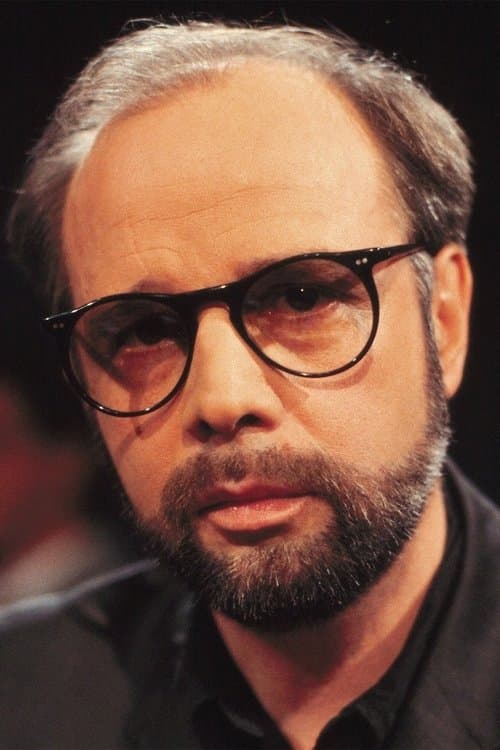 A portrait of Robert van Ackeren