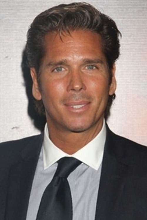 Roberto Palazuelos photo