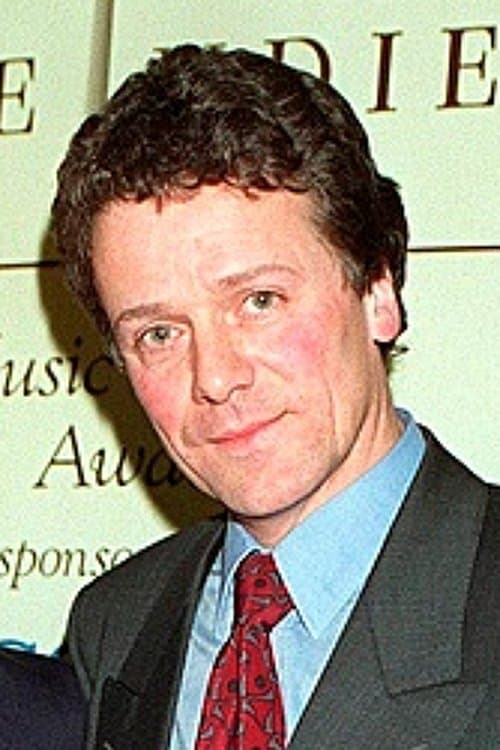 A portrait of Robin Lough