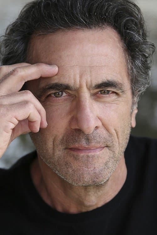 Robin Thomas photo