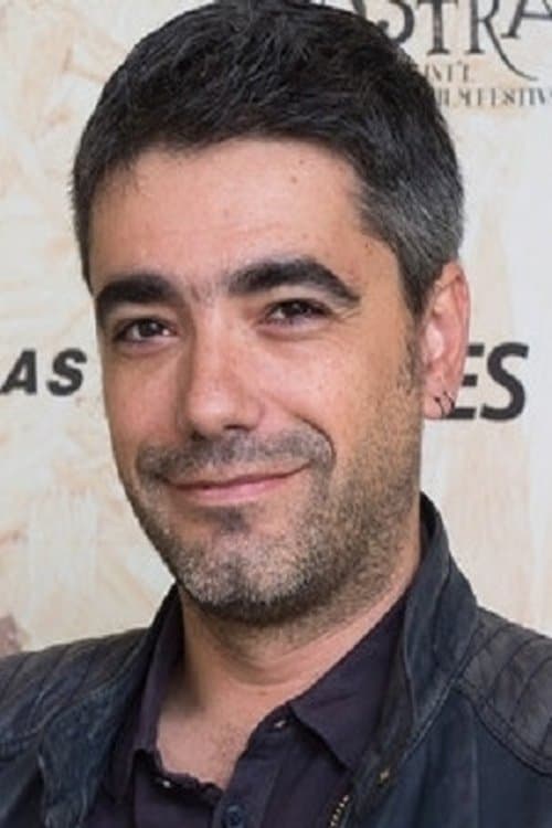 A portrait of Rodrigo Areias