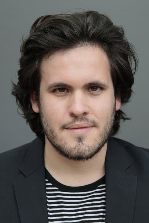 A portrait of Rodrigo Barriuso