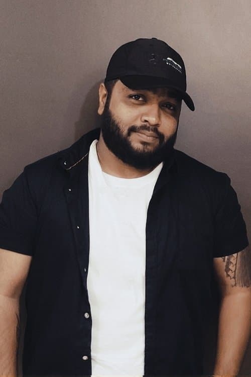 A portrait of Rohan Raj
