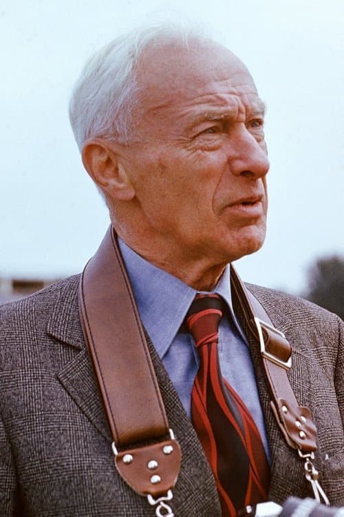 A portrait of Roman Karmen