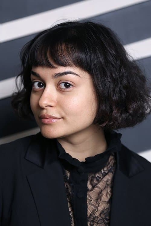Rona Suari photo