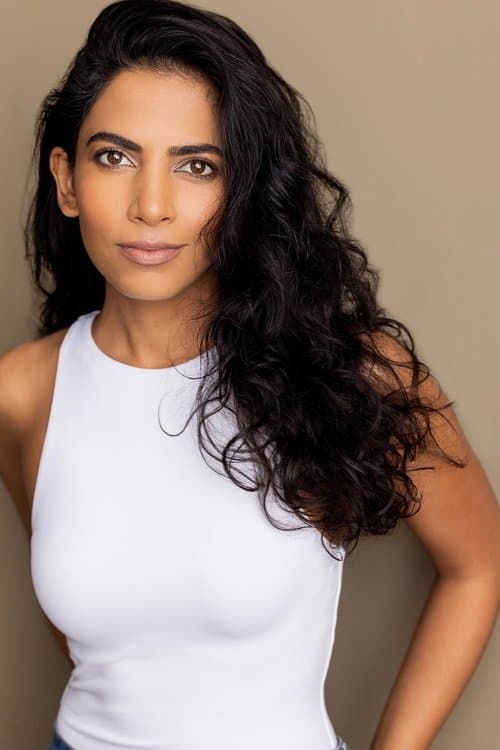 Roshni Shukla photo