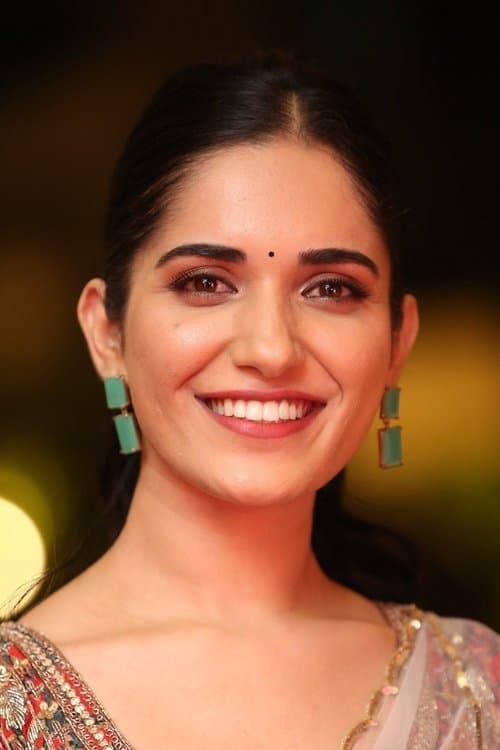 Ruhani Sharma photo
