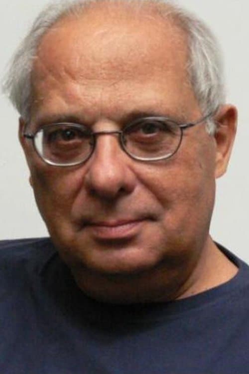 A portrait of Rui Simões