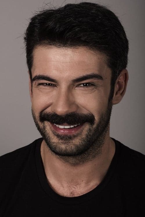 Rüzgar Aksoy photo