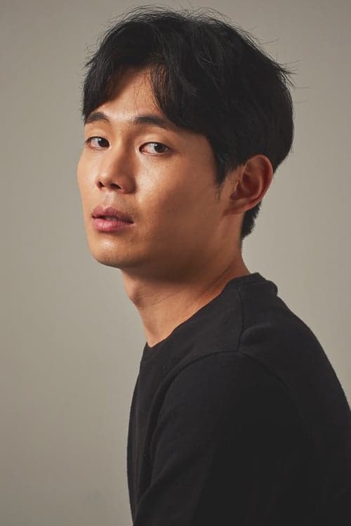 Ryu Kyung-soo photo