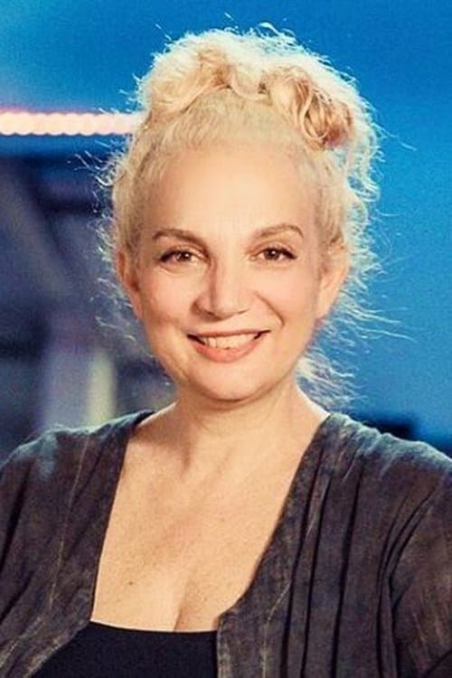 A portrait of Sabrina Farji