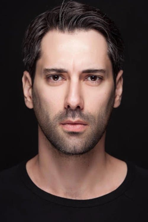 Şafak Başkaya photo