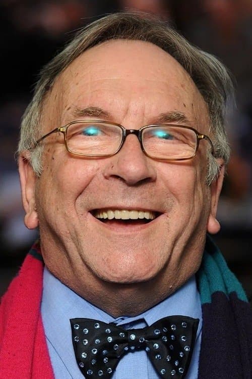 Sam Kelly photo