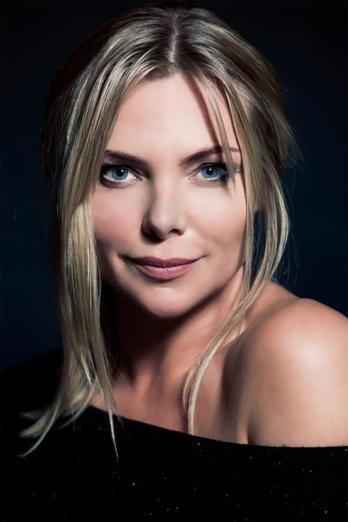 Samantha Womack photo