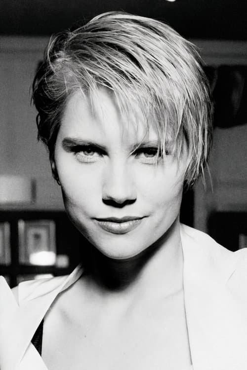 Sammi Davis photo
