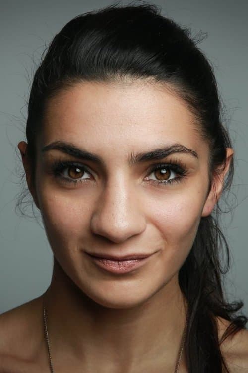 Sarah Belala photo