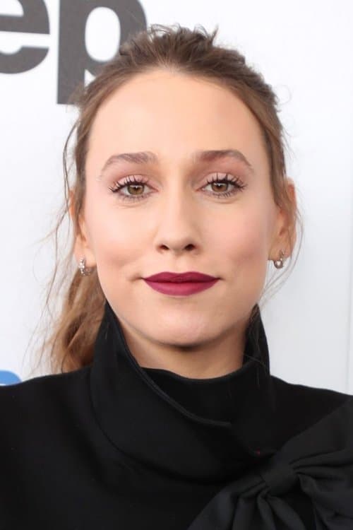 Sarah Sutherland photo