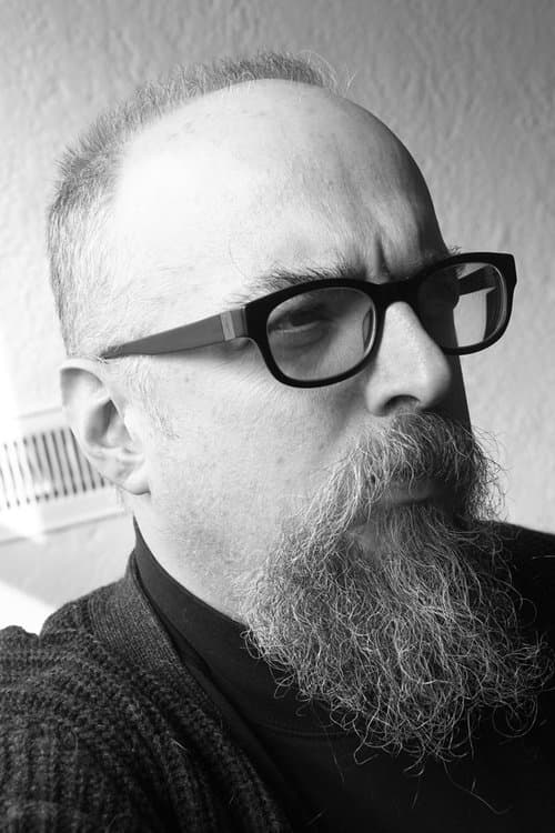 A portrait of Scott Bateman