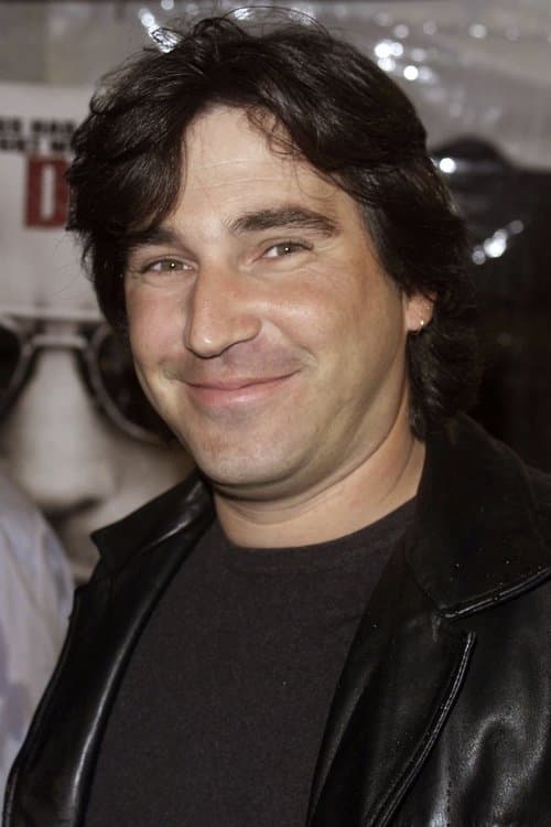 A portrait of Scott Kalvert