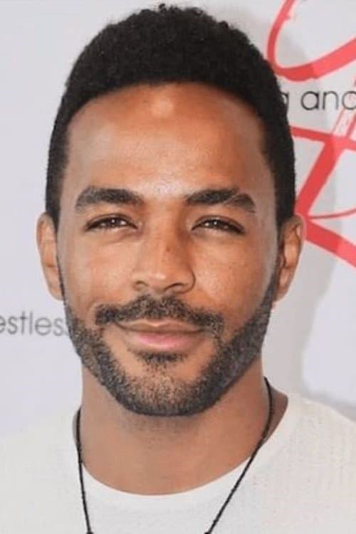 Sean Dominic photo