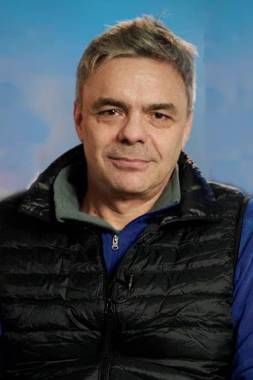 A portrait of Sebastián Borensztein
