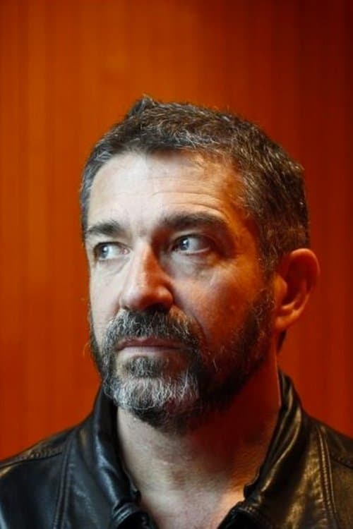 A portrait of Sérgio Tréfaut