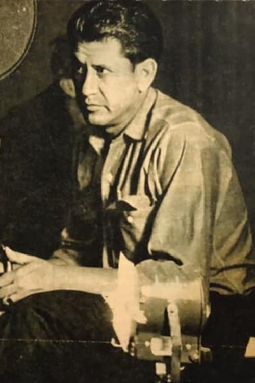 A portrait of Servando González
