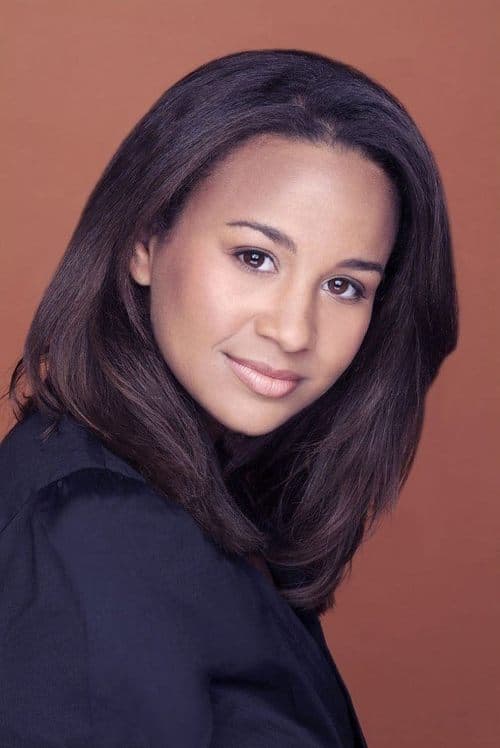 Shadia Simmons photo