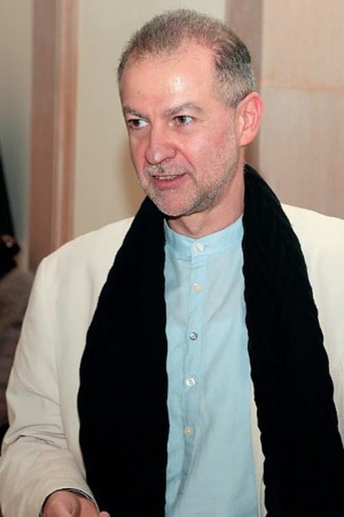 A portrait of Shamil Najafzadeh