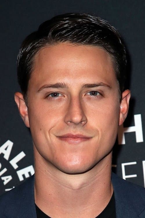 Shane Harper photo