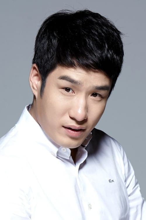 Shin Hyun-tak photo