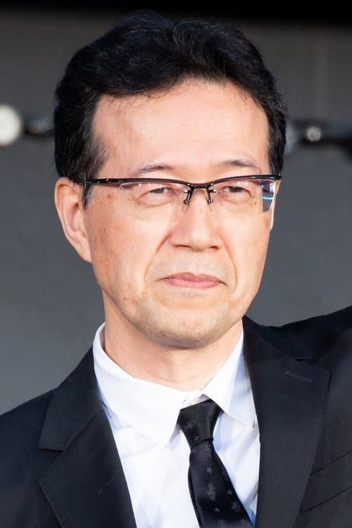 A portrait of Shinji Aramaki