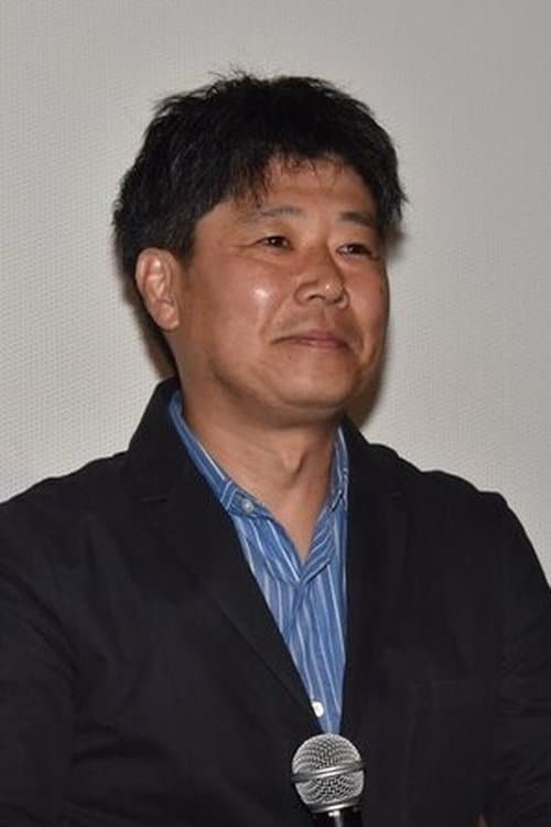 A portrait of Shota Sasaki