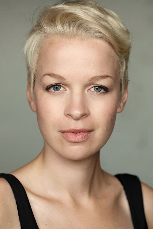 Sian Breckin photo