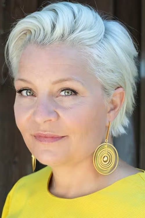 Signe Lindkvist photo