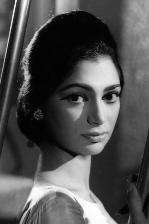 Simi Garewal photo