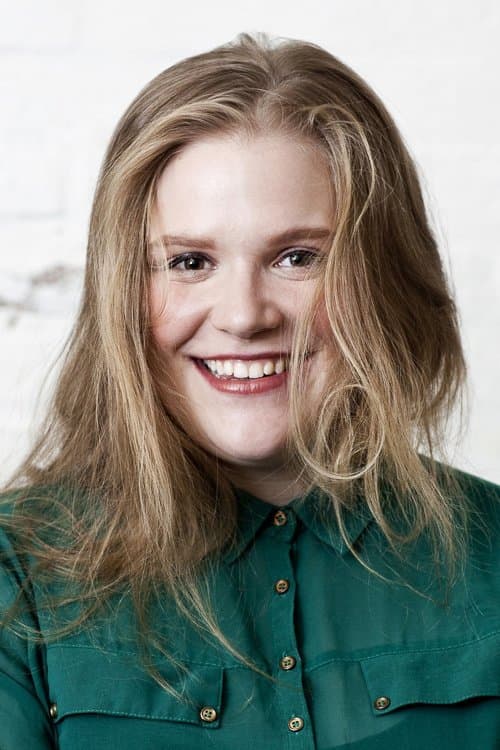 Stefanie Reinsperger photo