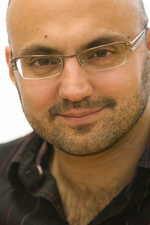 A portrait of Stéphane Moukarzel