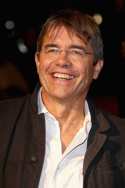 A portrait of Stephen Gyllenhaal