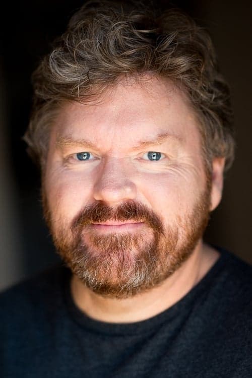 Stephen Hunter photo