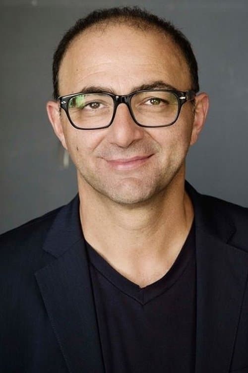 A portrait of Su Turhan