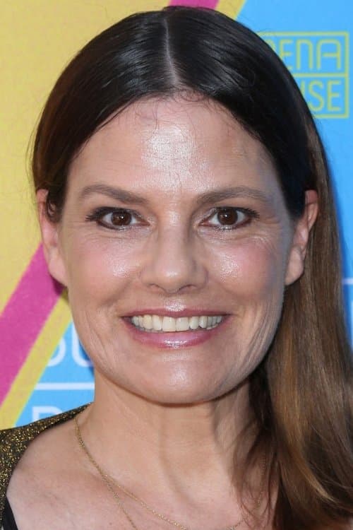 Suzanne Cryer photo