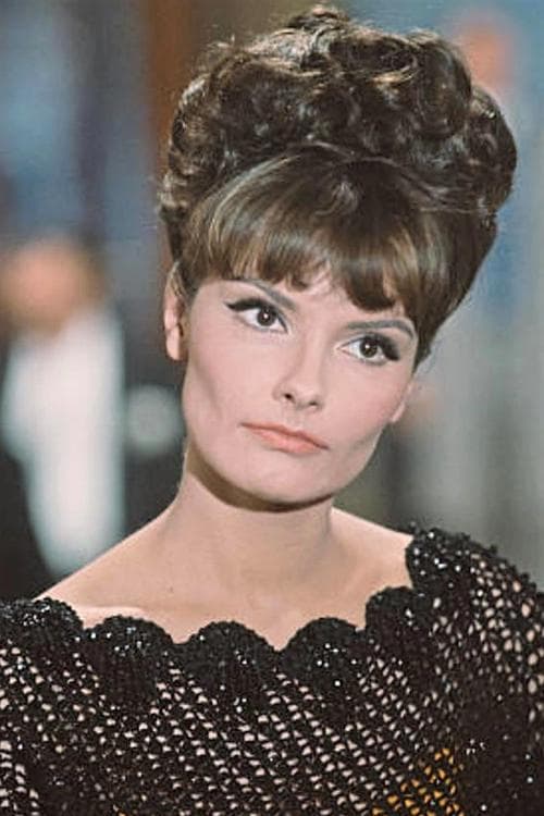 Suzanne Lloyd photo