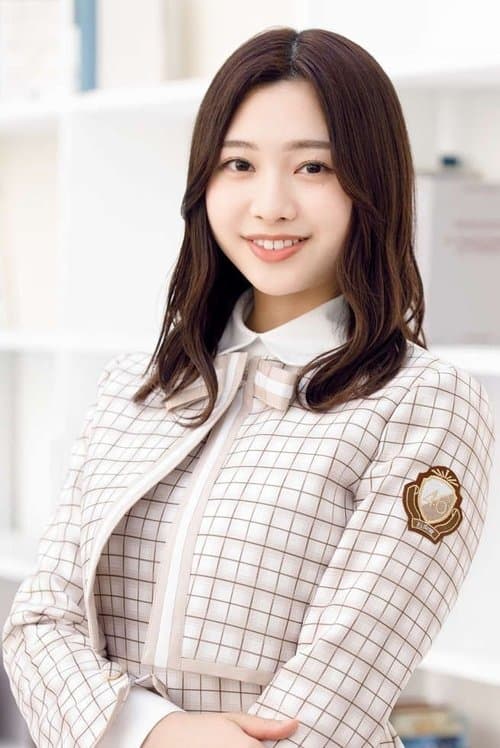 Suzuka Tomita photo
